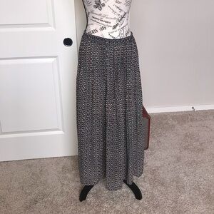 Necessary object skirt